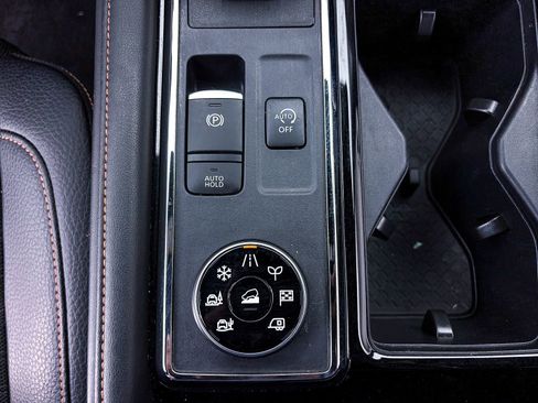 Used 2024 Nissan Pathfinder Rock Creek AWD/4WD image 26