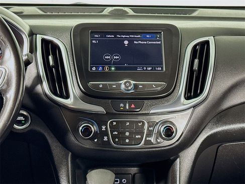 Used 2022 Chevrolet Equinox LT image 13