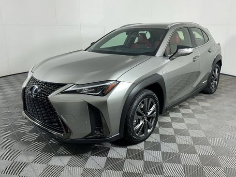 Used 2021 Lexus UX 250h F Sport w/ Accessory Package (Z1) image 4