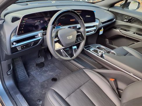 Used 2026 Cadillac Lyriq Sport image 15