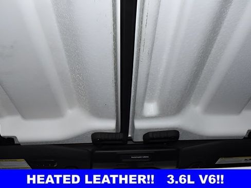 Used 2021 Jeep Wrangler Unlimited Rubicon w/ Dual Top Group AWD/4WD image 17