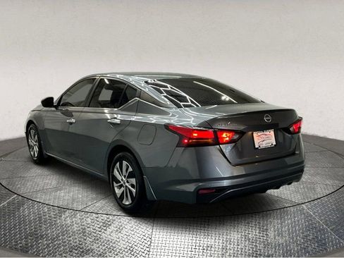 Used 2023 Nissan Altima 2.5 S image 6