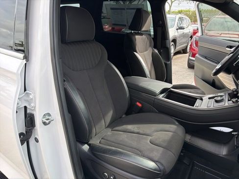 Used 2024 Hyundai Palisade Calligraphy image 20