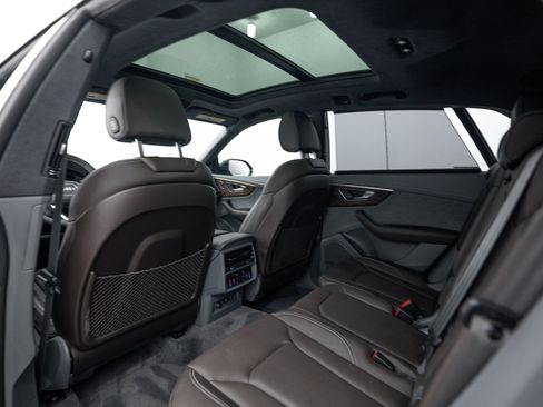 Certified 2024 Audi Q8 Prestige w/ Prestige Package AWD/4WD image 23