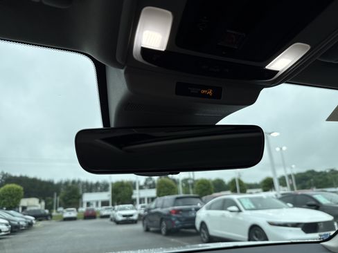Certified 2025 Honda Accord Touring image 27