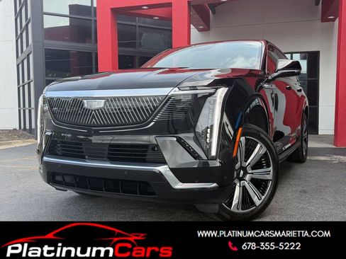 Used 2025 Cadillac Escalade IQ Luxury 2 w/ LPO, Premium Carpet Package AWD/4WD image 1