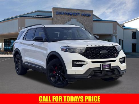 Used 2023 Ford Explorer ST w/ Equipment Group 401A image 1