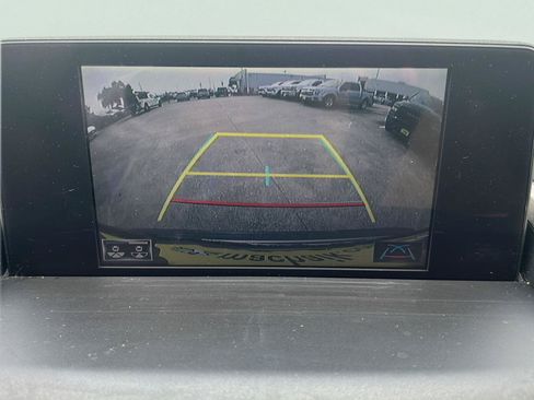 Used 2018 Lexus NX 300 FWD w/ Comfort Package image 9