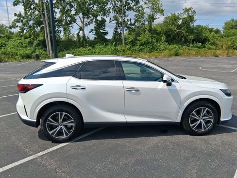 Used 2024 Lexus RX 350h w/ Cold Area Package AWD/4WD image 6