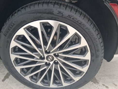 New 2026 Hyundai Palisade Calligraphy image 9