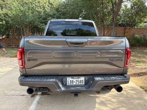 Used 2018 Ford F150 Raptor w/ Equipment Group 802A Luxury AWD/4WD image 14