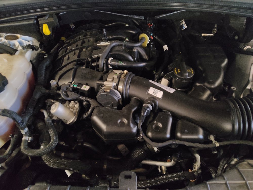 Used 2023 Jeep Grand Cherokee Limited w/ Luxury Tech Group II RWD image 30