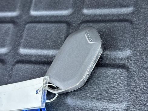 Used 2024 Kia Telluride SX w/ Towing Package image 41