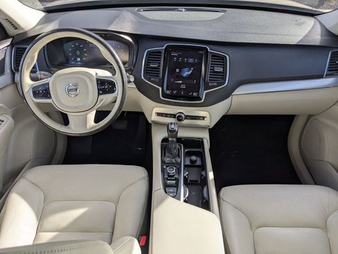 Used 2016 Volvo XC90 T5 Momentum image 26