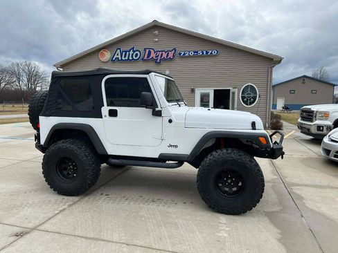 Used 2002 Jeep Wrangler Sahara image 1