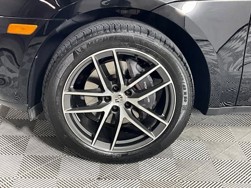 Used 2023 Porsche Macan image 29