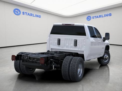 New 2026 Chevrolet Silverado 3500 W/T w/ WT Convenience Package AWD/4WD image 2