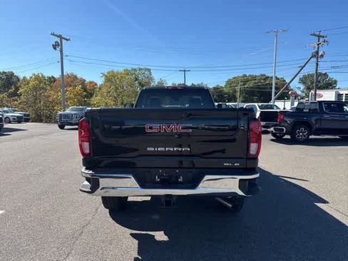 New 2025 GMC Sierra 3500 SLE w/ SLE Convenience Package image 6