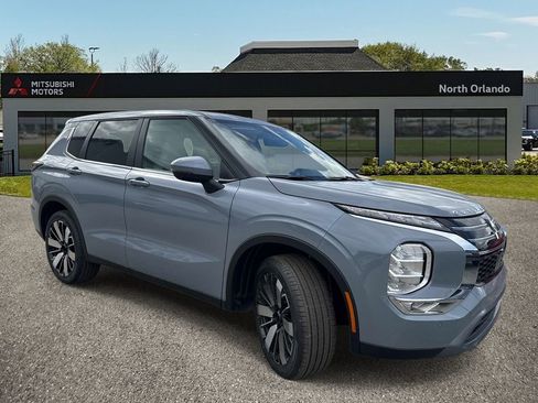 New 2026 Mitsubishi Outlander SE FWD image 7