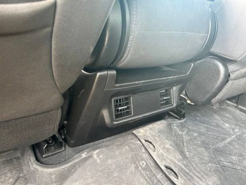 Used 2021 Chevrolet Silverado 1500 LT w/ Fleet Comfort Package AWD/4WD image 37