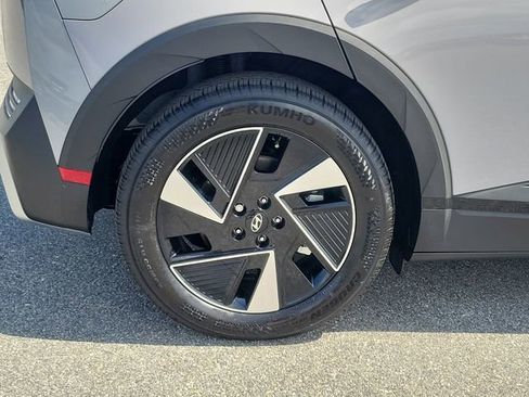 Used 2025 Hyundai Ioniq 5 SEL image 7