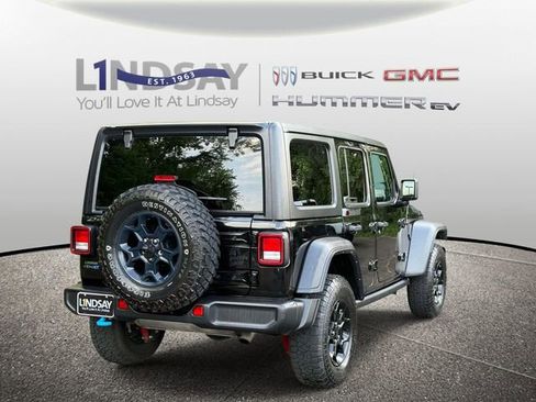 Used 2023 Jeep Wrangler Unlimited AWD/4WD image 2