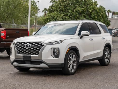 Used 2021 Hyundai Palisade SEL FWD image 3