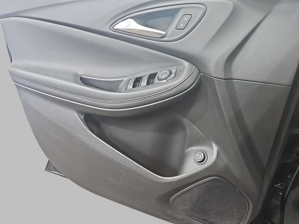 Certified 2023 Buick Encore GX Select w/ Experience Buick Package FWD image 32