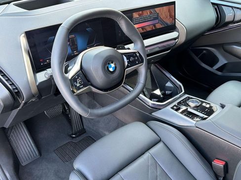 Used 2025 BMW X3 xDrive30i w/ Premium Package image 4