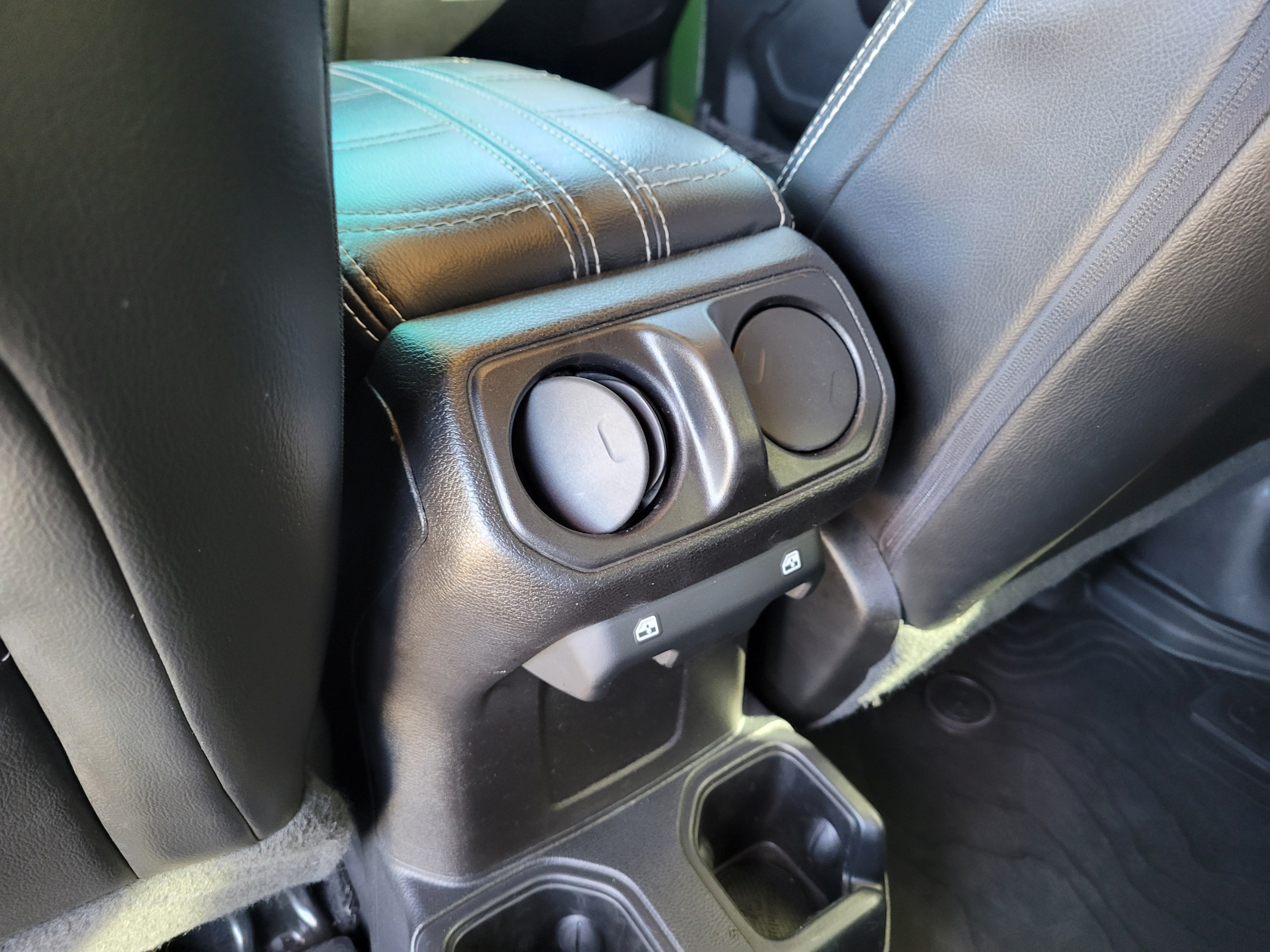 Used 2020 Jeep Wrangler Unlimited Sport S AWD/4WD image 11