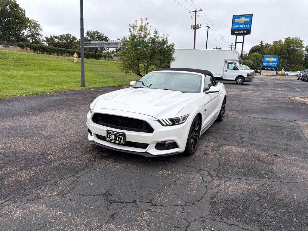 Used 2017 Ford Mustang GT Premium w/ Black Accent Package RWD image 9