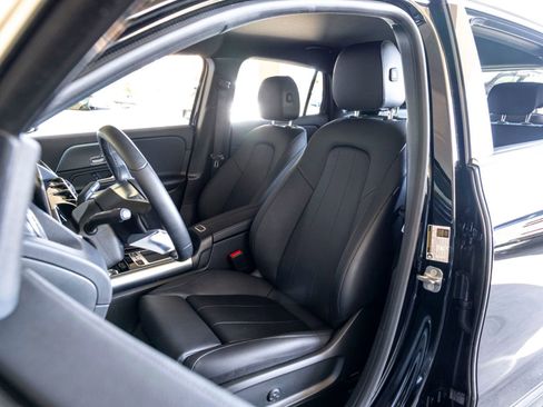 Used 2025 Mercedes-Benz GLA 250 image 13