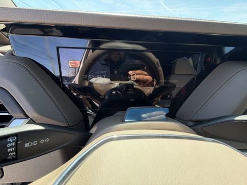 New 2026 GMC Yukon XL Denali w/ Denali Reserve Package image 15