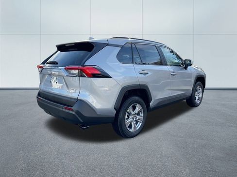 New 2025 Toyota RAV4 XLE image 5