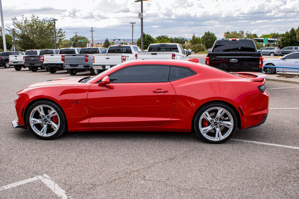 Used 2023 Chevrolet Camaro SS RWD image 6