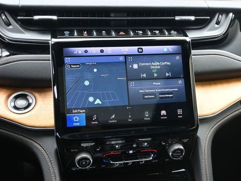 Used 2022 Jeep Grand Cherokee Summit image 16