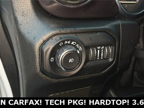 Used 2021 Jeep Wrangler Unlimited Sport image 7