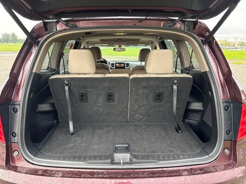 Used 2017 Honda Pilot EX-L image 10