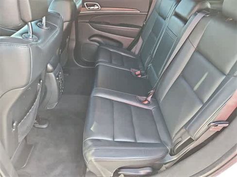 Used 2022 Jeep Grand Cherokee Limited image 21