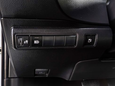 Used 2024 Toyota Corolla LE image 18