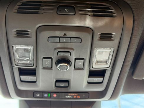 Used 2022 Cadillac Escalade ESV Sport w/ Touring Package AWD/4WD image 31