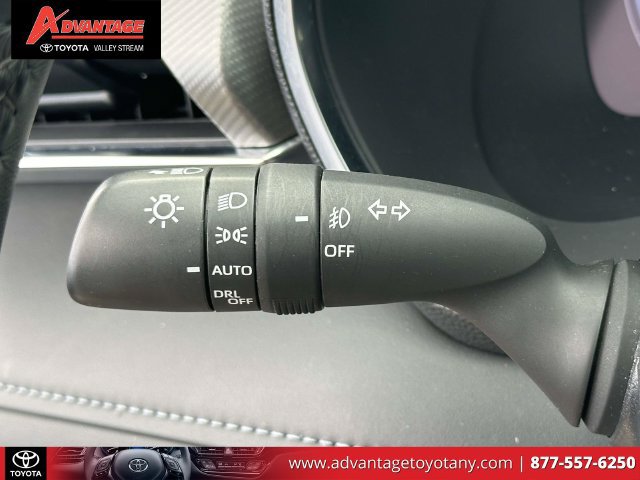 Used 2024 Toyota Highlander Platinum AWD/4WD image 28
