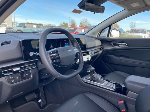 New 2026 Kia Sportage EX w/ EX Panorama Roof Package image 10