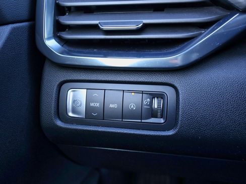 New 2025 GMC Acadia AT4 w/ LPO, Floor Liner Package image 24