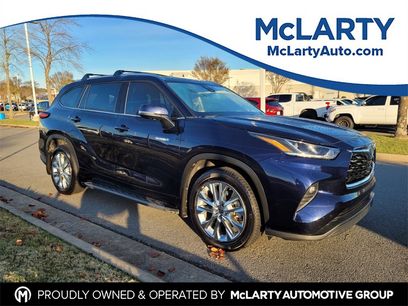 Used 2021 Toyota Highlander Limited