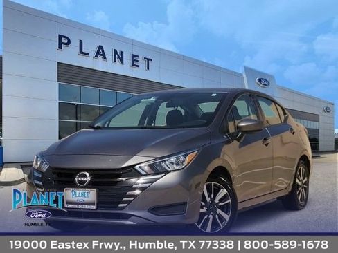 Used 2024 Nissan Versa SV FWD image 1