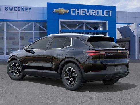 New 2026 Chevrolet Equinox EV LT image 3