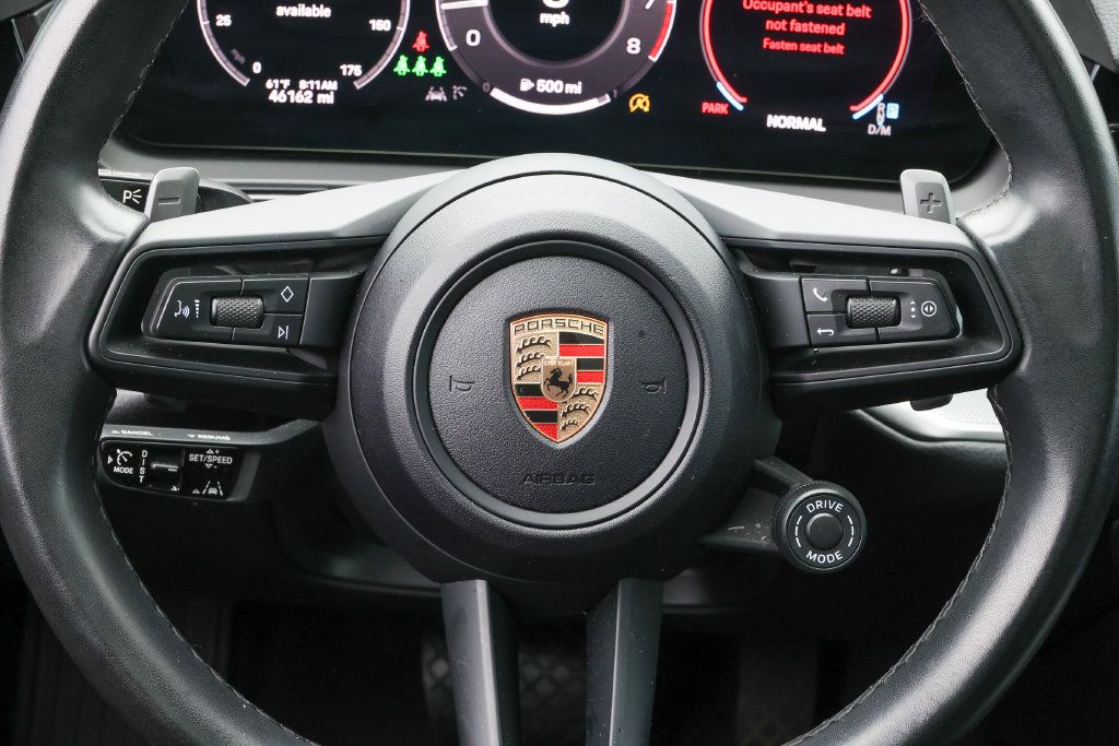 Certified 2024 Porsche Cayenne Coupe AWD/4WD image 39
