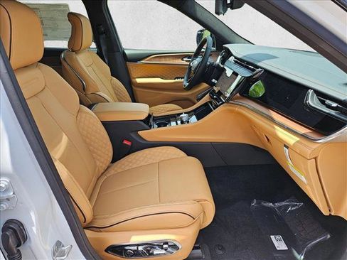 New 2026 Jeep Grand Cherokee L Summit AWD/4WD image 18