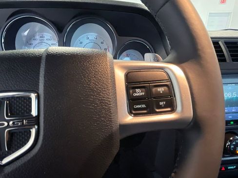 Used 2013 Dodge Challenger R/T image 83